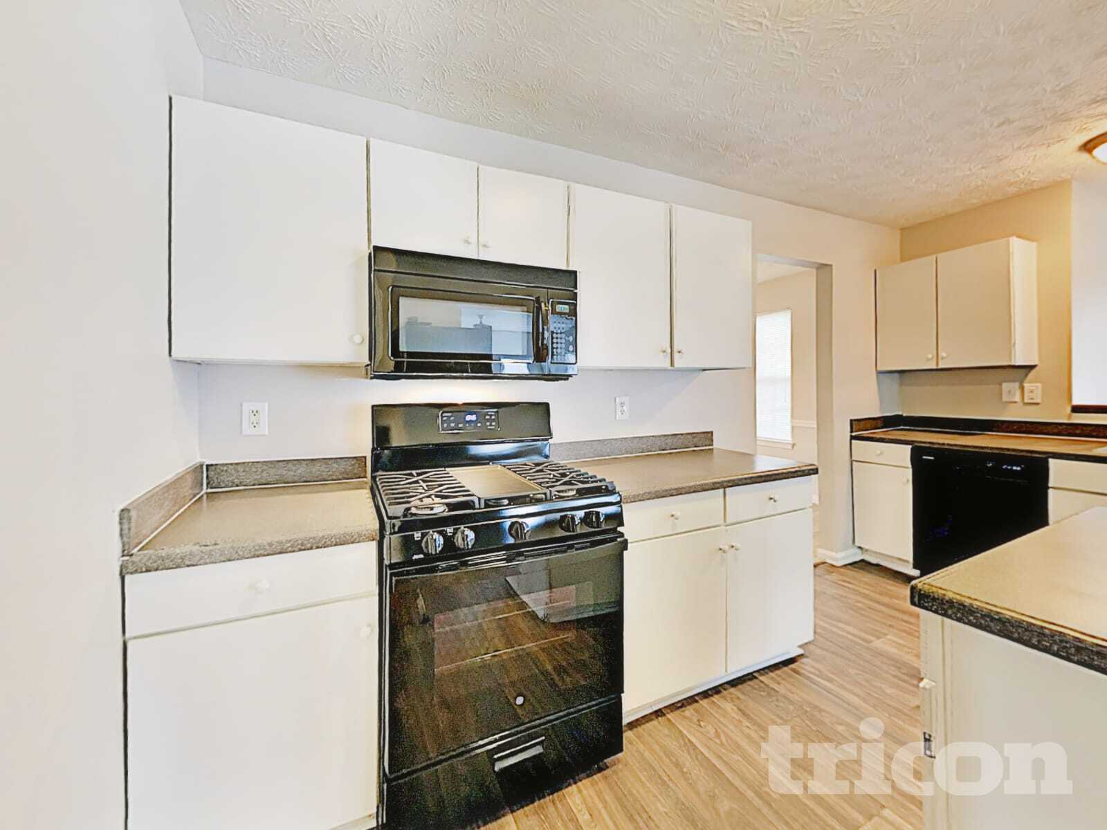 Building Photo - 5632 Briar Knoll Ct