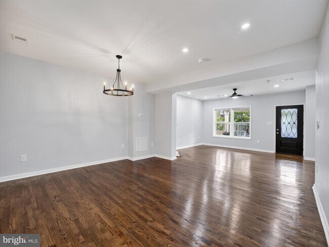 Building Photo - 4107 4th St NW
