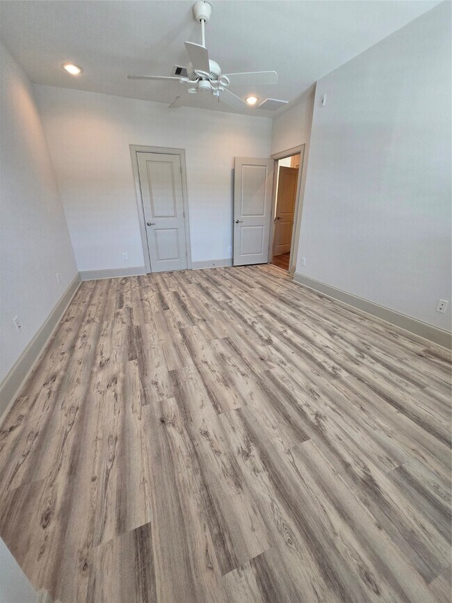 Building Photo - 3302 Audley St