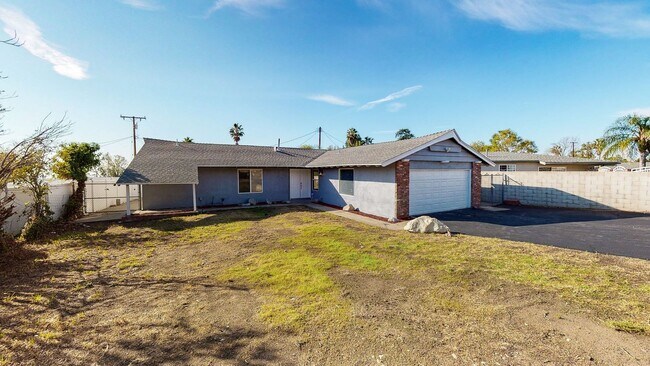 Building Photo - RANCHO CUCAMONGA UPDATED Family Home 4+2 A...