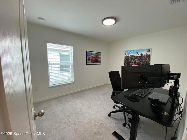 Building Photo - 1186 Dania Cir