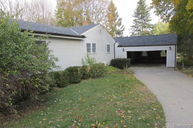 Building Photo - 8344 Ellis Rd