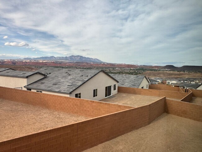 Building Photo - Move in Incentive!! Brand New!!!  Beautiful 4 Bedroom Divario Home! VIEWS VIEWS VIEWS!!!