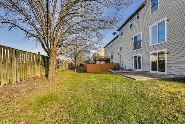 Building Photo - 9010 Hardesty Dr