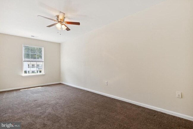 Building Photo - 6178 Oaklawn Ln