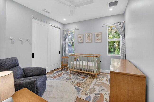 Building Photo - 264 NW 45th St
