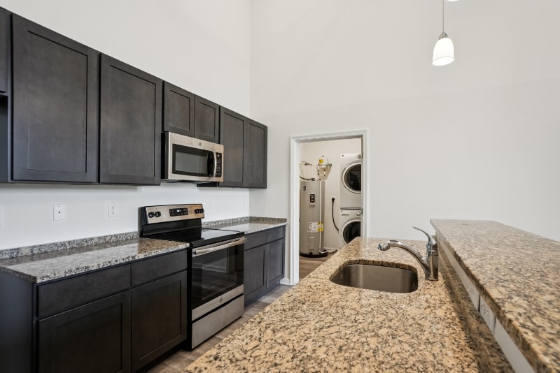 Building Photo - 73 Washington St