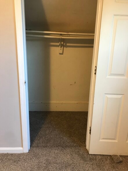 Building Photo - 1110 Broad St