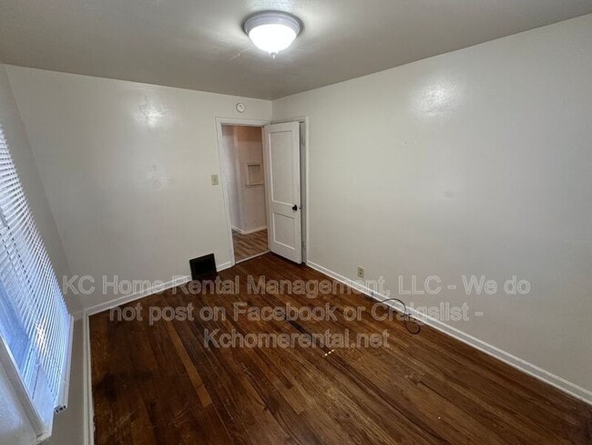 Building Photo - 2115 N 40 St