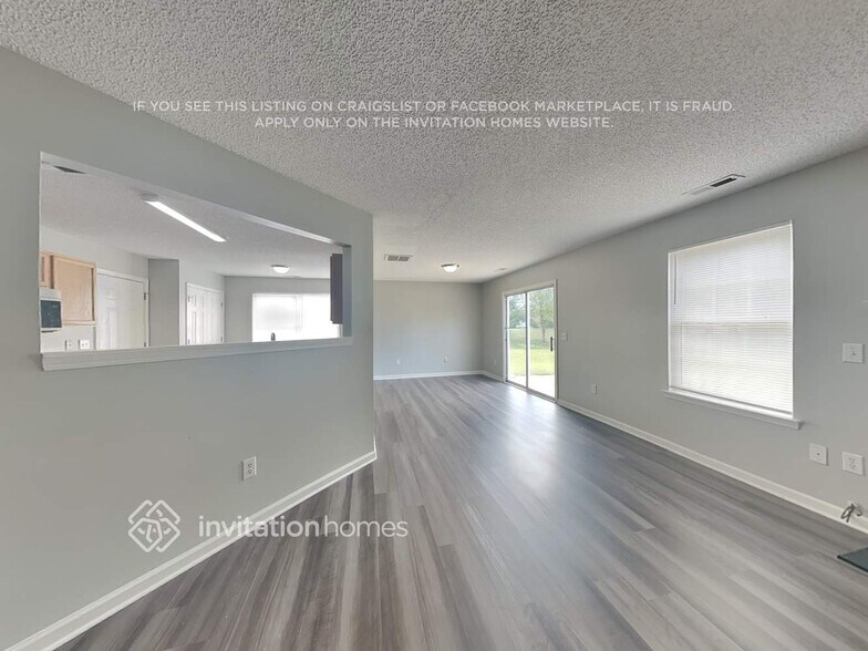 Building Photo - 1009 Fort Clapsop Ct