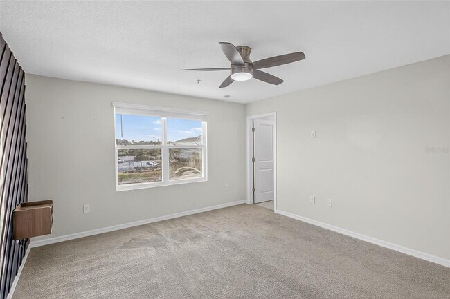 Building Photo - 2126 Crystal Bell St