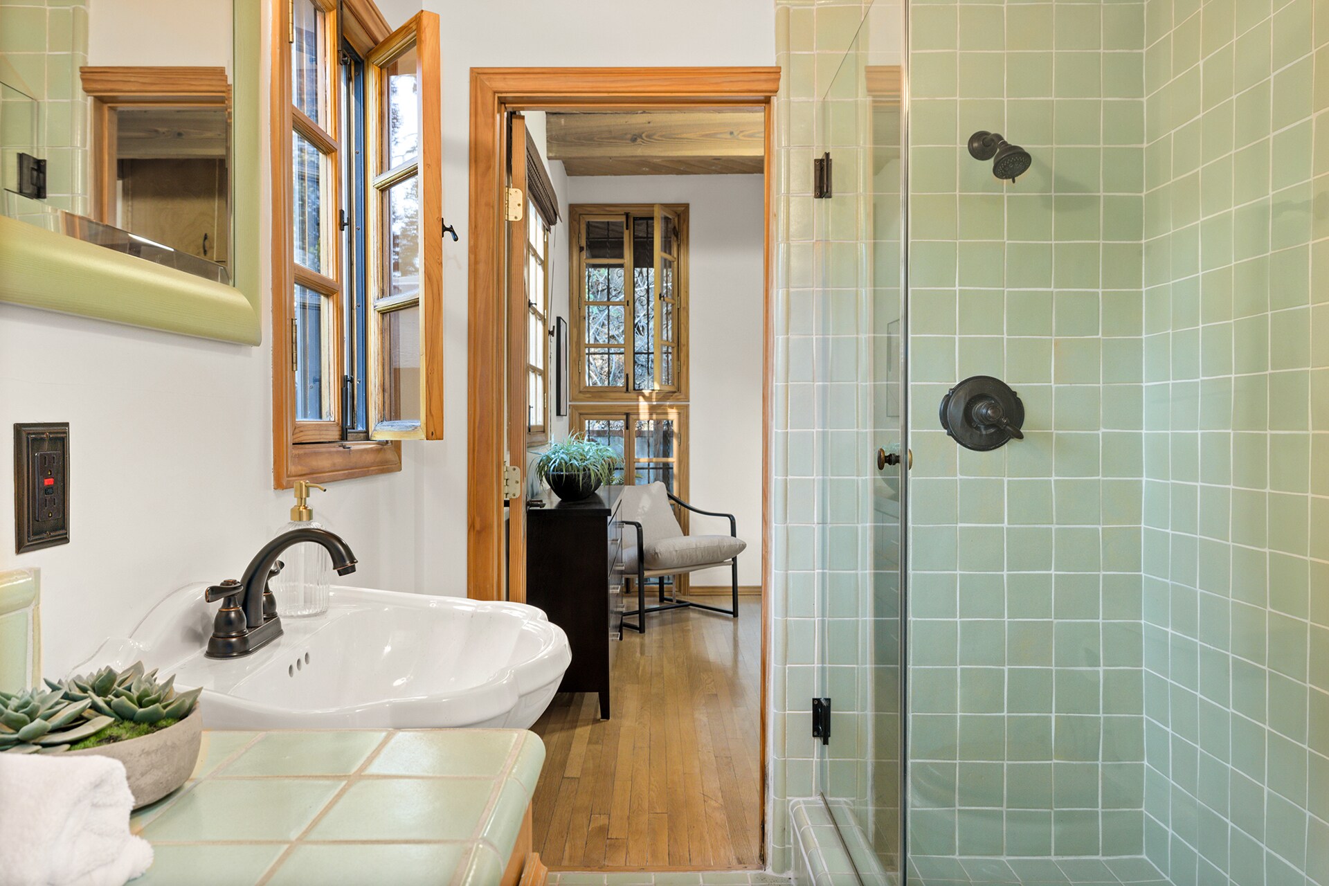 Building Photo - 3034 Valevista Trl