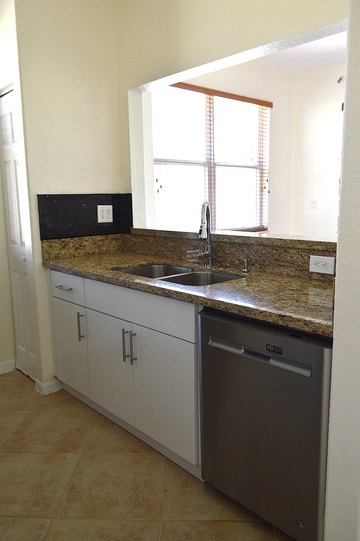 Building Photo - 23701 SW 110th Ave