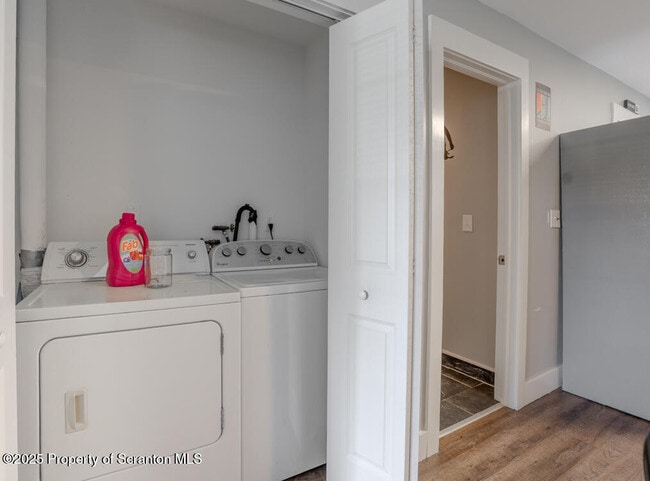 Building Photo - 4562 PA-374