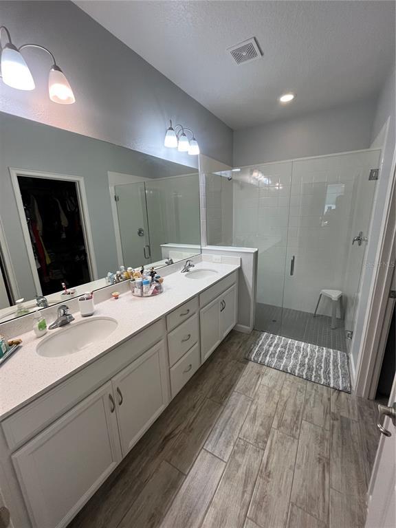 Building Photo - 887 Lady Bird Ln