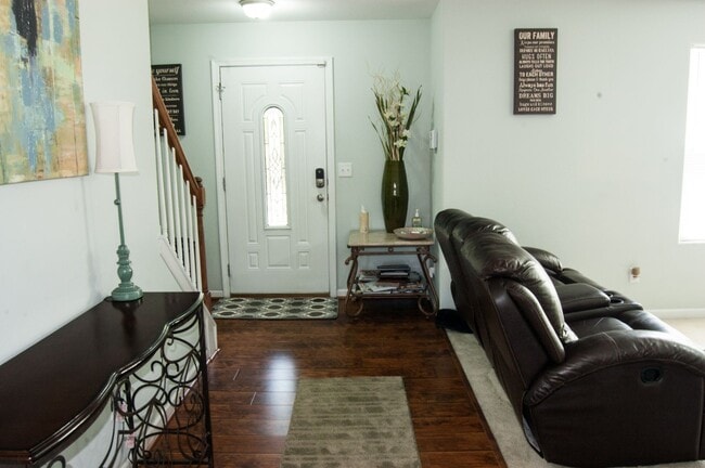 Building Photo - Single Family Home in Norfolk