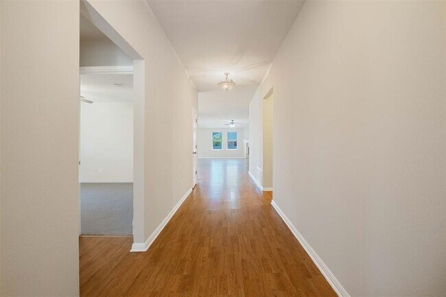 Building Photo - 9400 Morgan Creek Dr