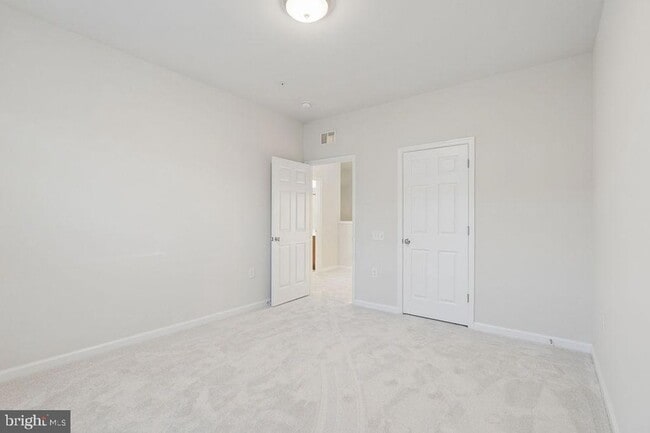 Building Photo - 20591 Geddes Terrace