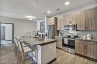 Building Photo - Resort-Style Living | 8 Weeks Free + $1250...