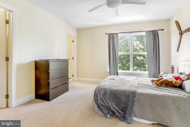 Building Photo - 3819 Watkins Mill Dr