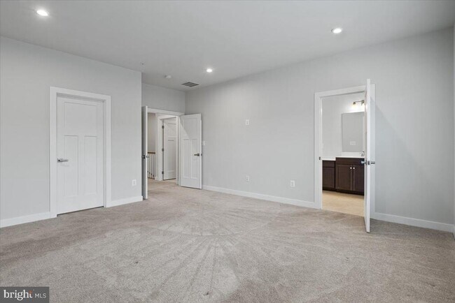 Building Photo - 10007 Ruffian Wy