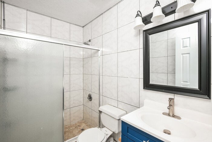Building Photo - 3313 Cypress Point Cir