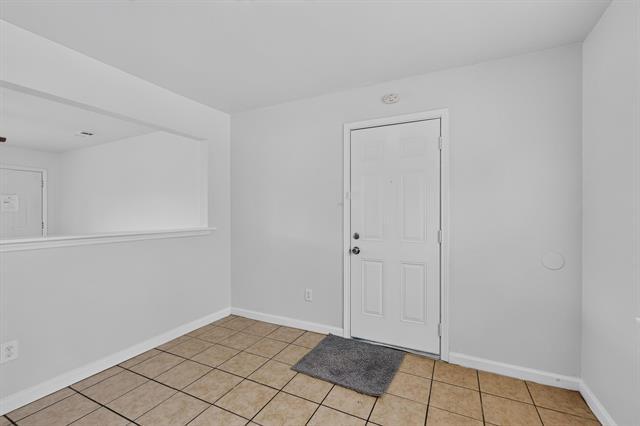 Building Photo - 4525 Hunter St