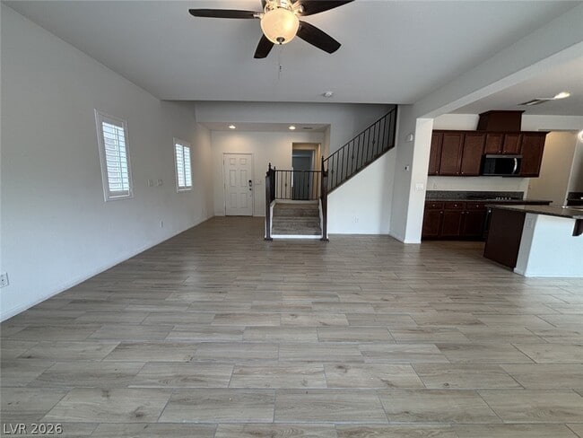 Building Photo - 5582 Sancho Throne Rd