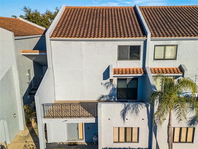 Building Photo - 6304 Grand Bahama Cir