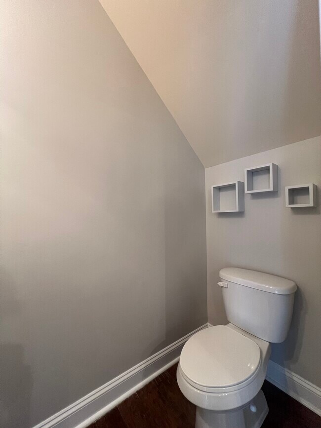 Building Photo - 229 Misty Knoll Ln