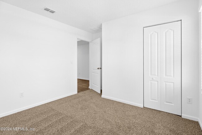 Building Photo - 197 Ardila Cir