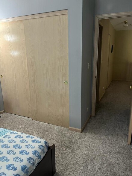 Building Photo - 2526 Looking Glass Ct