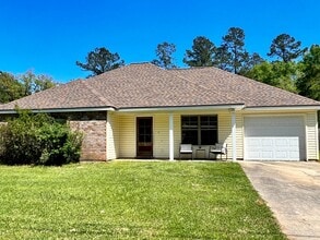 Building Photo - 50186 Oak Haven Ln