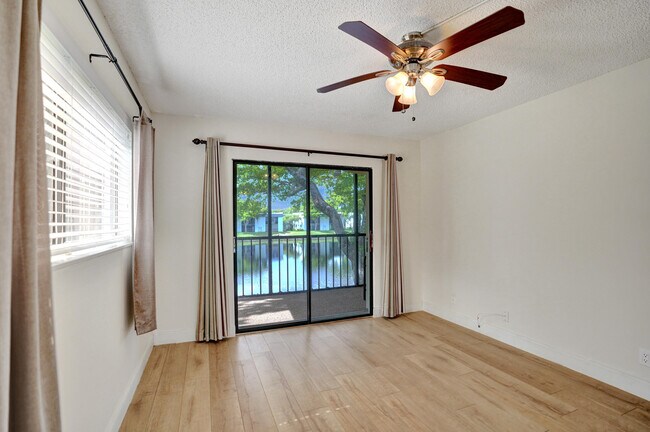 Building Photo - 15036 Ashland Ln