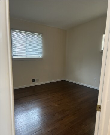 Building Photo - 9 Chestnut Hill Dr