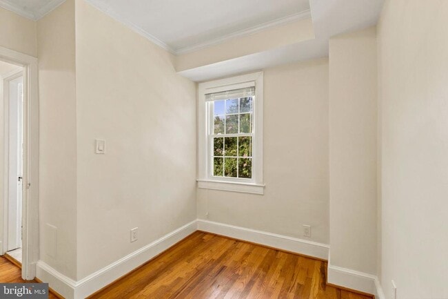 Building Photo - 1400 S Edgewood St