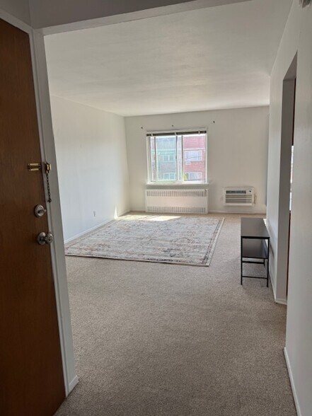 Living Room - 3038 71st St