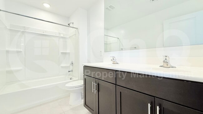 Building Photo - 40414 W Sunland Dr