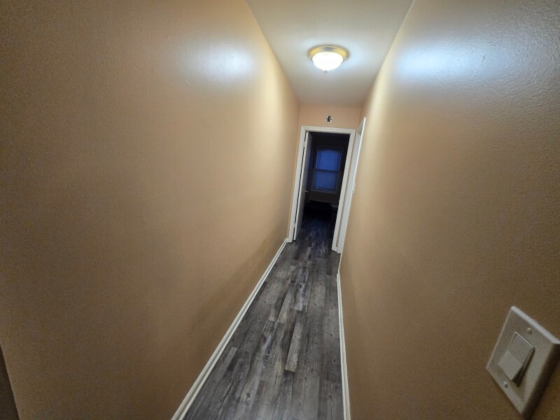 Building Photo - 18 Searing Ave