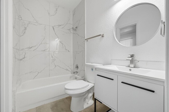 Building Photo - 6207 Garden Ct