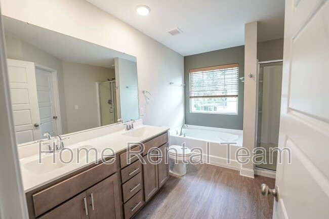 Building Photo - 87 Hammock Dr