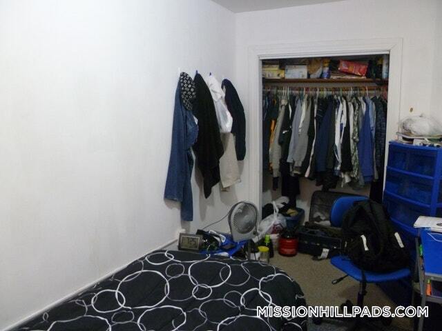 Building Photo - 8 Parker Hill Ave