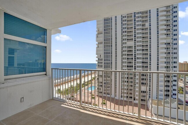 Building Photo - 1360 S Ocean Blvd