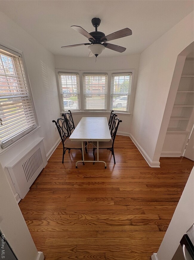 Building Photo - 13 Parkview Pl