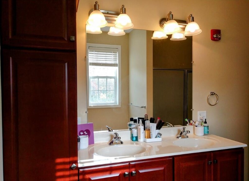 Building Photo - 115 Alma Mater Dr