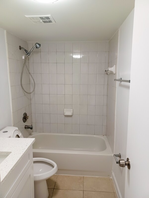 Building Photo - 4165 SW 67th Ave
