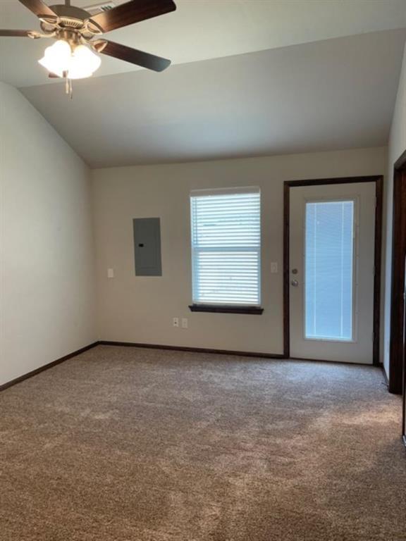 Building Photo - 2428 Northcreek Ln