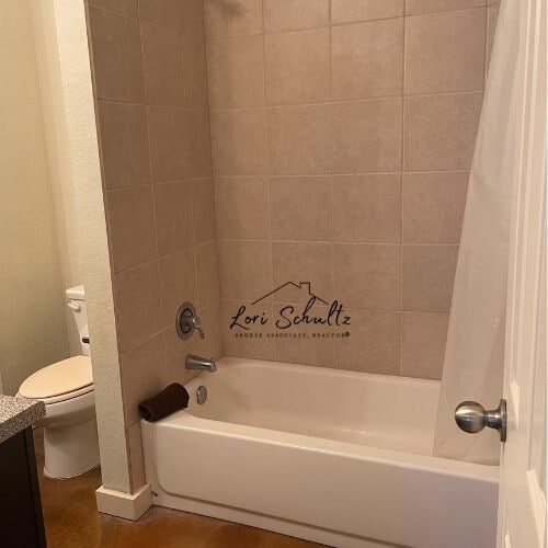 Building Photo - 790 E Boundary St