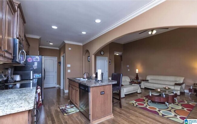 Building Photo - 1059 Kerry Dr