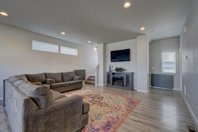 Building Photo - 11140 Feliz Wy